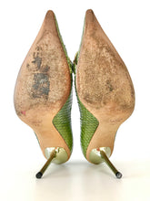 Load image into Gallery viewer, 1990's Green Snake Skin Horse Bit Heels by Gucci